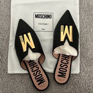 Moschino point-toe mules .
